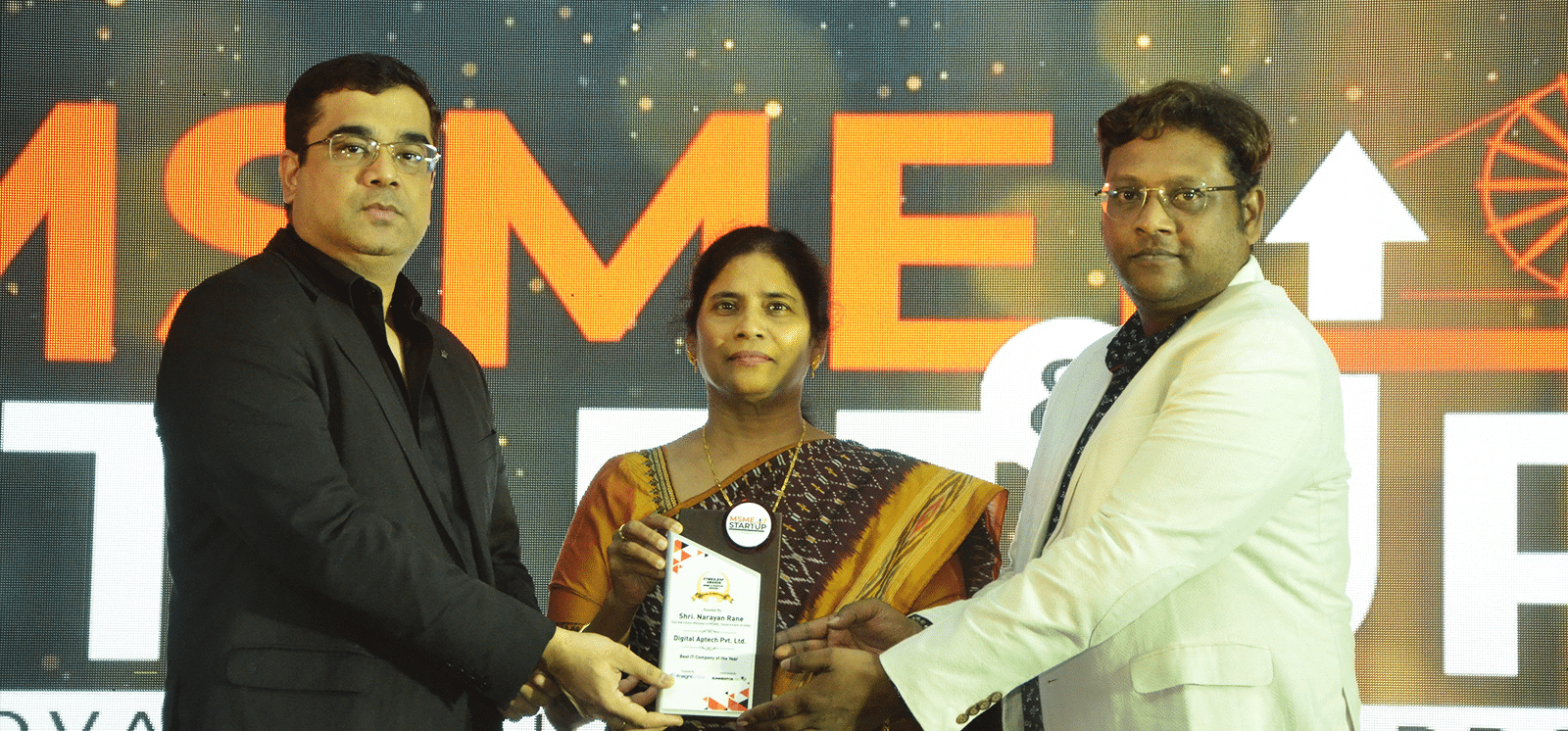 Digital Aptech Wins Time2Leap National Award for 2023 as Best IT Company